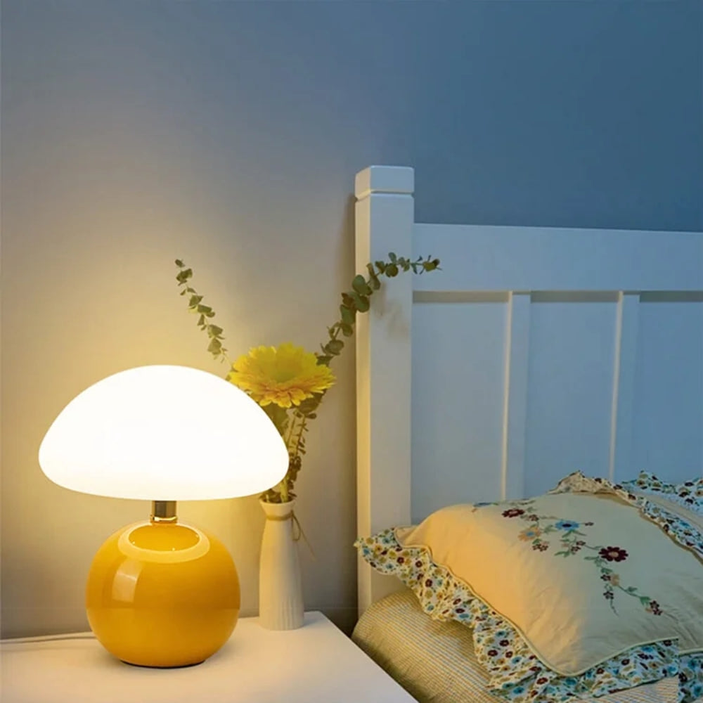 Modern Table Lamp – Decorative Mushroom Lighting with Soft Glow