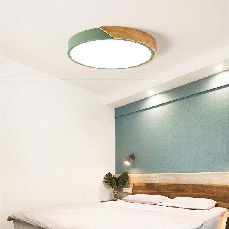 Scandinavian Wooden Circular LED Ceiling Light – Modern Energy-Saving Design