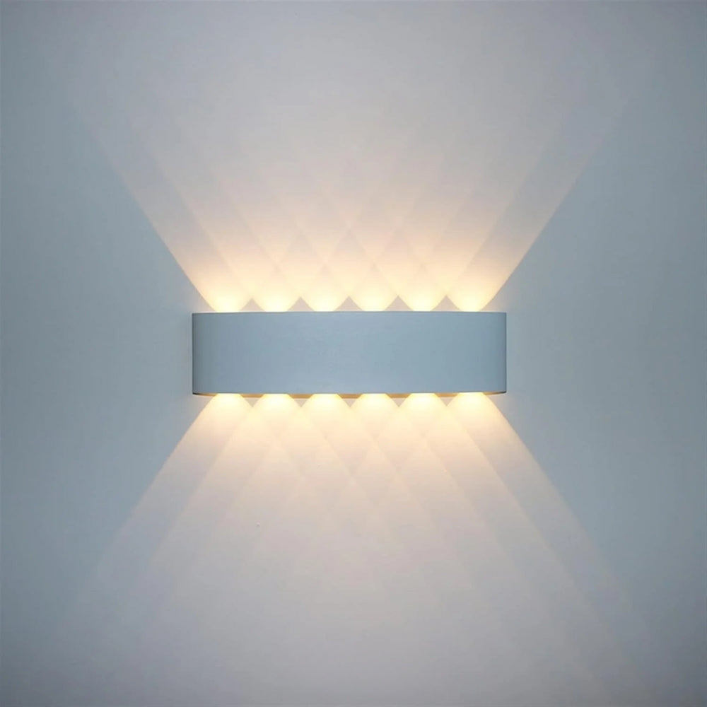 Modern wall light – stylish indoor and outdoor sconce in black or white