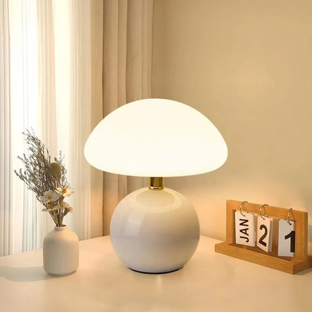 Modern Table Lamp – Decorative Mushroom Lighting with Soft Glow