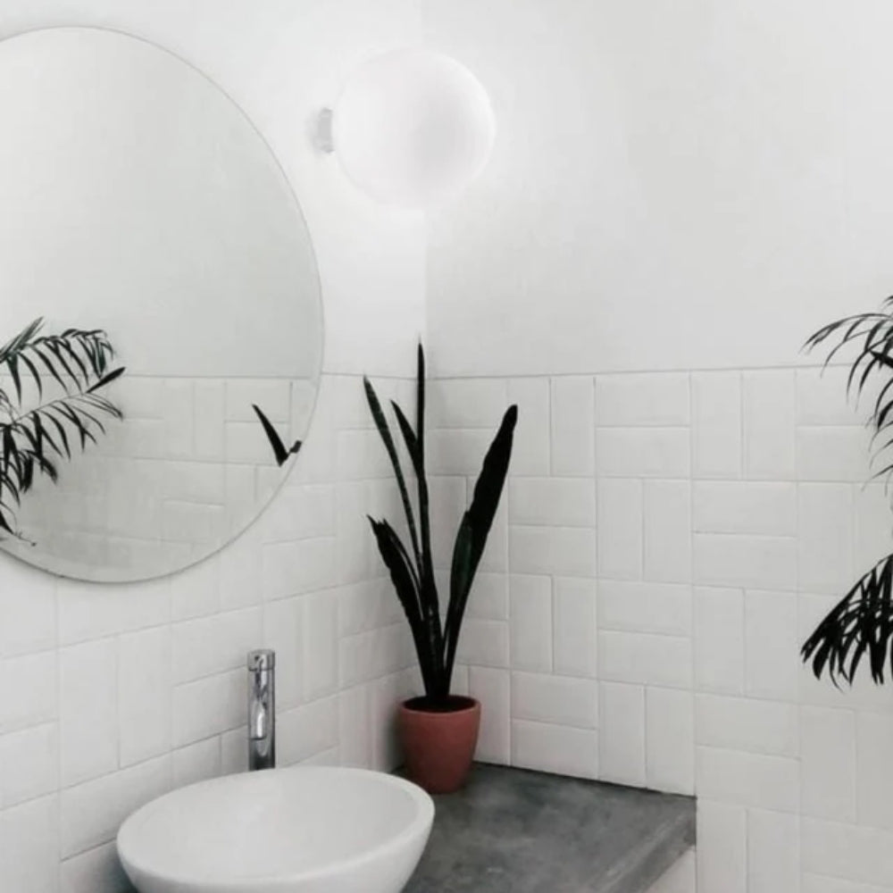 Compact to Large Wall Lamp – Clean Design with Ambient Lighting